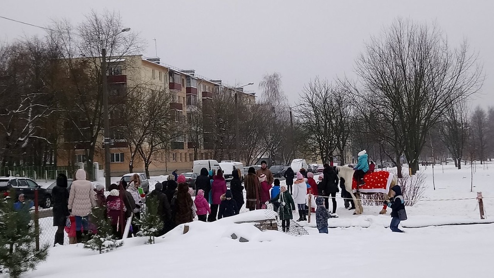uhdQkPomlBE.jpg